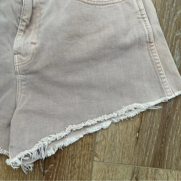 Madewell x Where I was from Light Pink Denim Cutoff Mid-Rise Shorts Size 27 GUC - Picture 3 of 8